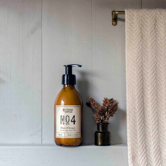 Les Choses Simples Hand & Body Milk No 4 Fleurs d'Oranger (Orange Blossom)